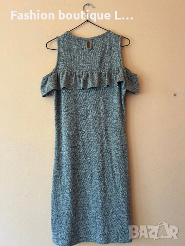 Сива рокля с изрязани рамене 50% вискоза М размер плътна материя подходяща за есента и зимата 🩶🩶🩶, снимка 4 - Рокли - 52116903