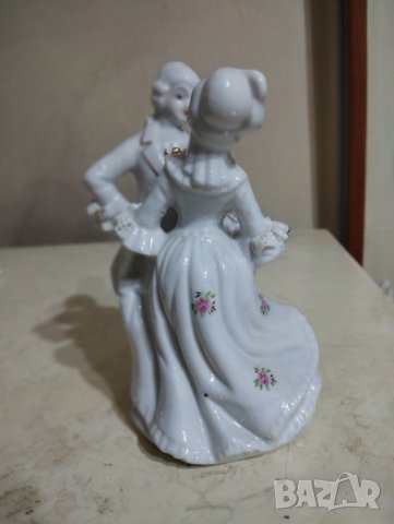 порцеланова статуетка, снимка 2 - Статуетки - 42697767
