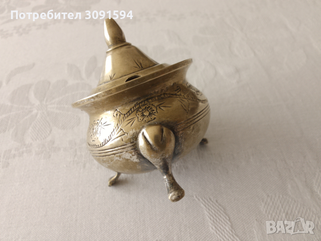 Стар гравиран  посребрен съд за подправки , снимка 9 - Антикварни и старинни предмети - 44746491