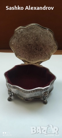 Метална кутия за бижута , снимка 2 - Други ценни предмети - 52388641