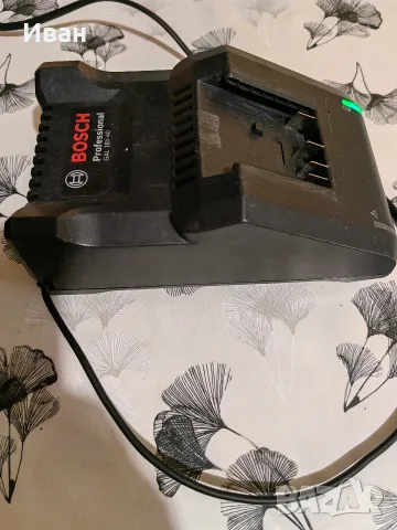 Bosch Professional GAL-18V-40 бързо зарядно, снимка 4 - Други инструменти - 55877318