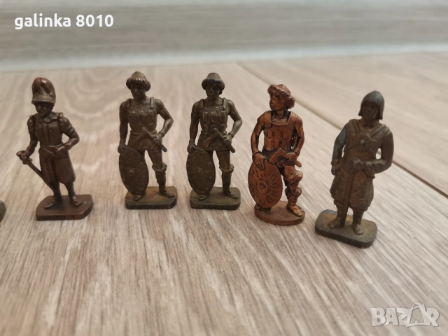 Стари киндер играчки, снимка 5 - Антикварни и старинни предмети - 53134099