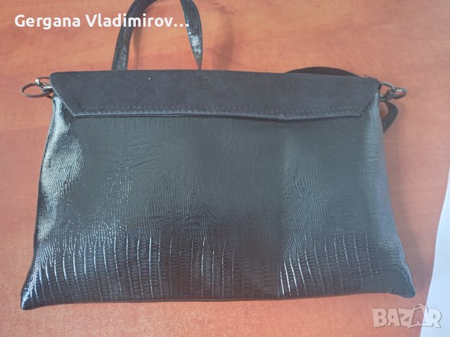 Дамска чанта черна, снимка 2 - Чанти - 42625635