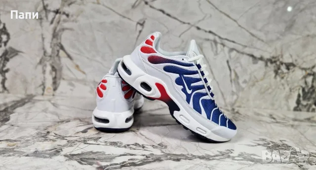 Трицветни мъжки маратонки Nike 