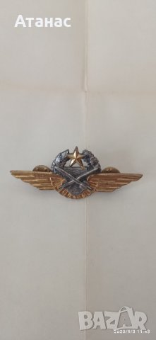 Значки, снимка 16 - Антикварни и старинни предмети - 42068128