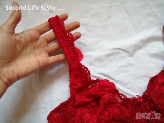 75B нов червен дантелен сутиен , снимка 2 - Бельо - 52921968