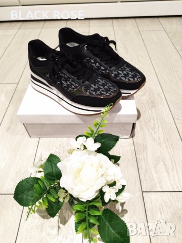 Дамски сникърси (маратонки), снимка 4 - Маратонки - 37911870