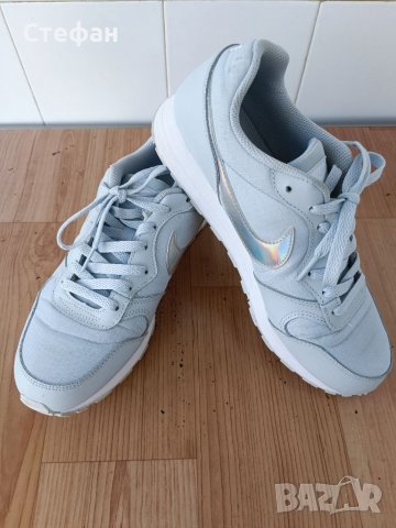 Nike MD Runner 2 Fp, снимка 1 - Маратонки - 36993548