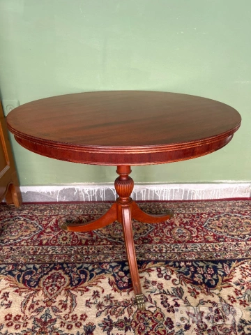 Дървена холна масичка