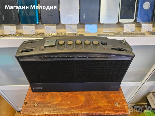 Радио Philips AE 2300/00 В перфектно техническо и много добро визуално състояние., снимка 2 - Радиокасетофони, транзистори - 52811747