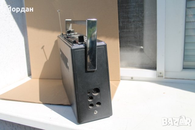Радио "Telefunken bajazzo sport'', снимка 9 - Радиокасетофони, транзистори - 42249375