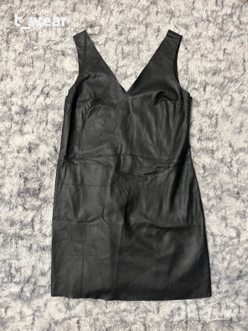 Кожена рокля Stradivarius 