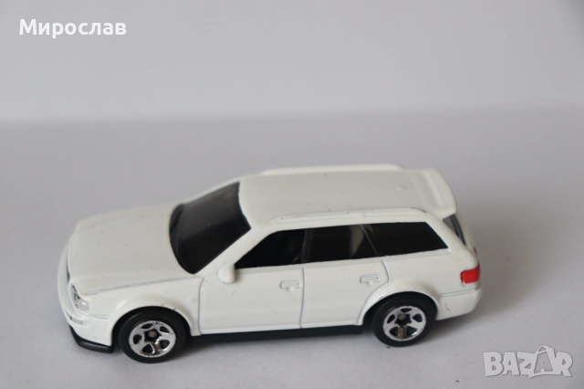 1/64 HOT WHEELS AUDI AVANT RS 2 КОЛИЧКА МОДЕЛ, снимка 2 - Колекции - 52919892