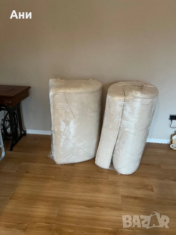 Два броя матраци за легло 90х200