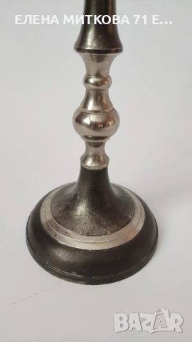 Двойка старинни свещници от метал, снимка 3 - Други ценни предмети - 54019783