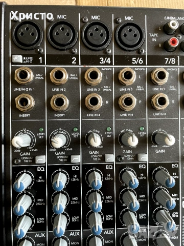 Аудио миксер Mackie ProFX8, снимка 3 - Ресийвъри, усилватели, смесителни пултове - 54353679
