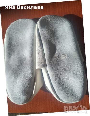 Кожени пантофи  Carozoo Черешки, снимка 3 - Детски пантофи - 35082927