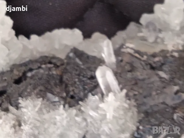 №205,Кварц,Кварцова друза,Сфалерит,Родопи, Мадан,, снимка 6 - Декорация за дома - 48831752