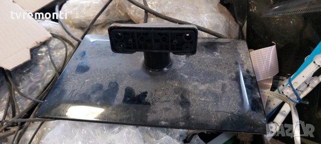 телевизор Crown  модел 19C01 оригинална стойка