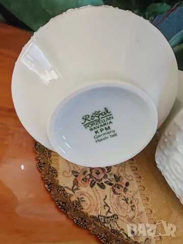 Порцелнови вази с красив и дълбок релеф KPM-Bavaria, снимка 9 - Вази - 48827942