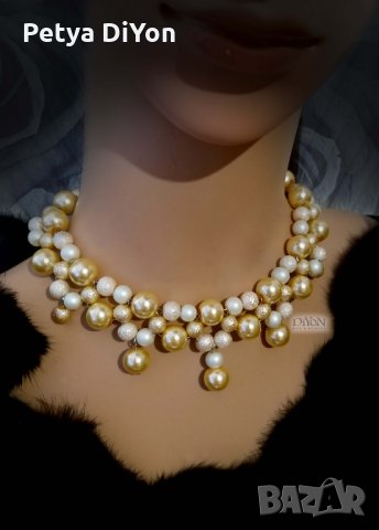 Официално колие от перли в златно и бяло. , снимка 1 - Колиета, медальони, синджири - 31983326