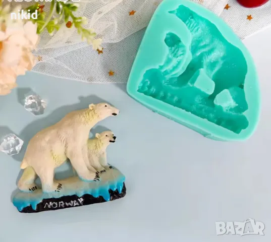 Бяла мечка мечки с мече на лед силиконов молд форма фондан шоколад гипс декор