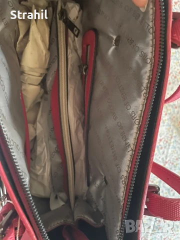 Червена чанта за рамо United colors of Benetton, снимка 2 - Чанти - 51319594