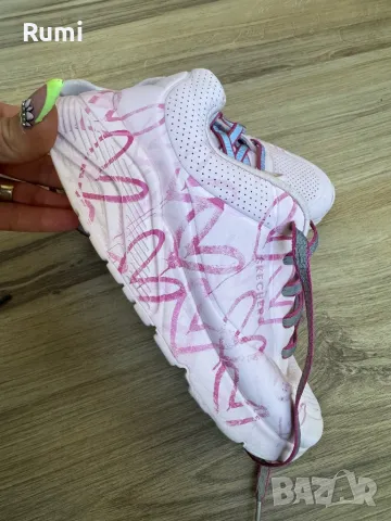 Оригинални юношески маратонки Skechers! 35 н, снимка 1