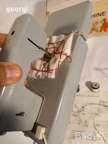 ламаринена играчка ретро детска японска шевна машина Crystal    20/4, снимка 3 - Антикварни и старинни предмети - 42828029