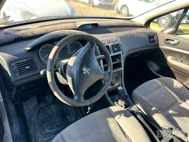 Peugeot 307 1.4 на части, снимка 5 - Автомобили и джипове - 50899415