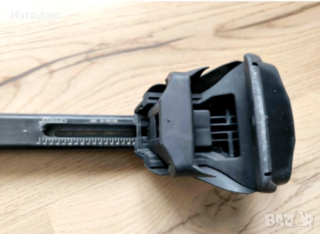 Напречни греди и захвати Thule, снимка 4 - Аксесоари и консумативи - 54022292