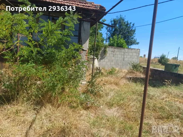 Къща с двор в с.Коларово, снимка 5 - Къщи - 55941330