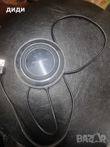 безжично зарядно Samsung , снимка 4 - Безжични зарядни - 56324960