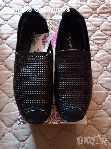 Дамски обувки