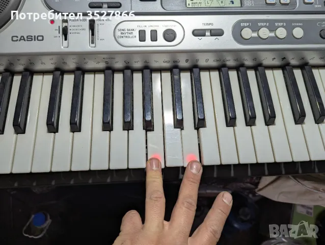 Синтезатор , йоника Casio lk-70s, снимка 3 - Други - 49337490