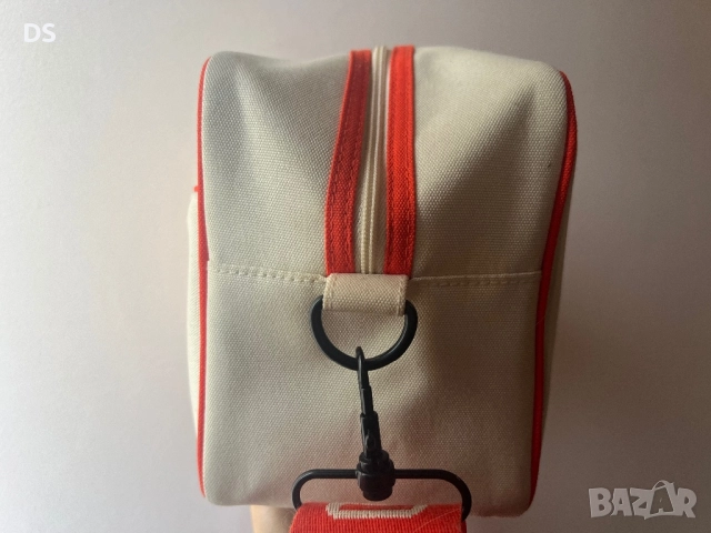 Дамска козметична чанта , снимка 3 - Чанти - 51959545