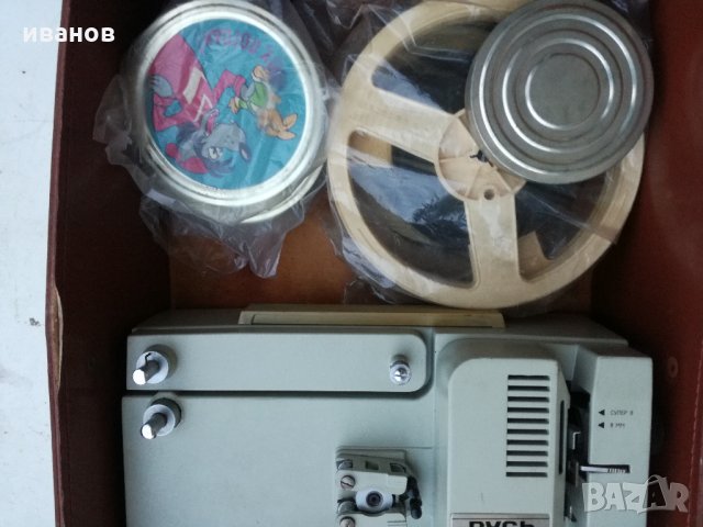 Продавам ретро кинокамера с филми, снимка 13 - Антикварни и старинни предмети - 30395362