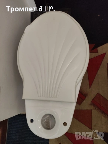 Продавам тоалетна моноблок , снимка 2 - Други стоки за дома - 53175999