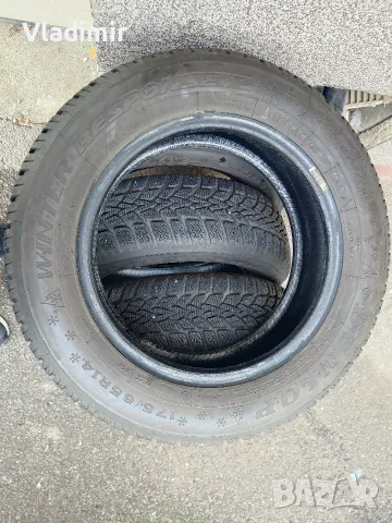 Зимни гуми Dunlop 175/65/14, снимка 4 - Гуми и джанти - 56233584