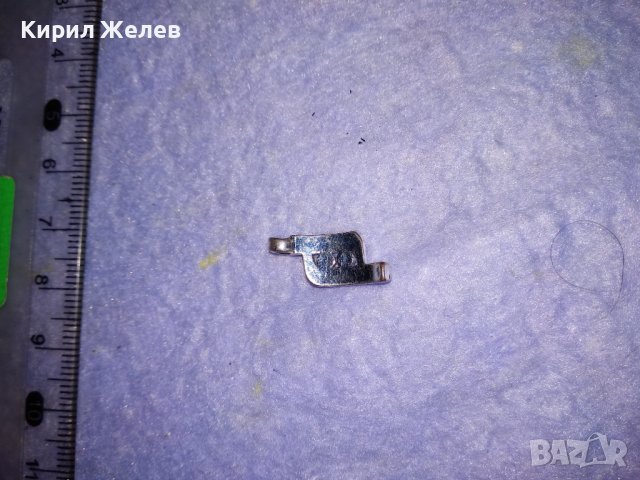 КРАСИВО СКЪПОЦЕННО МЕДАЛЬОНЧЕ с БЯЛА ПОЗЛАТА и ФАСЕТИРАНИ СИНИ КРИСТАЛЧЕТА 25866, снимка 12 - Колиета, медальони, синджири - 39229343