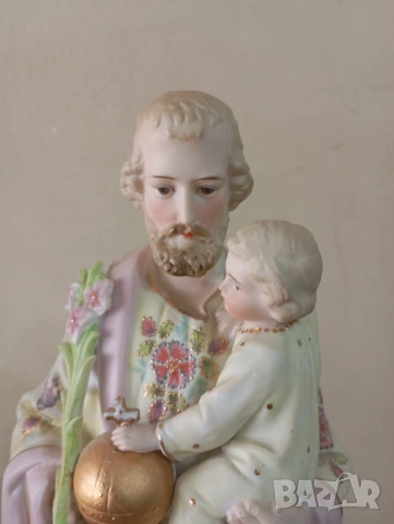 Порцеланова статуетка-религиозен мотив, снимка 2 - Други ценни предмети - 53978026