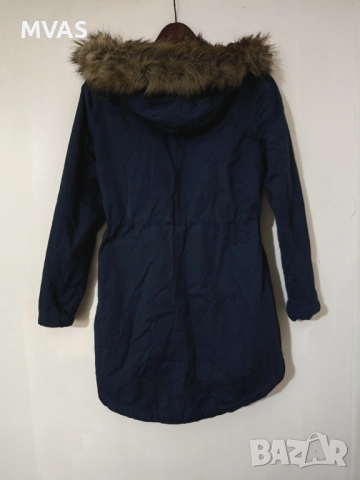 Нова дамска тъмно синя парка S размер, снимка 2 - Якета - 51774463
