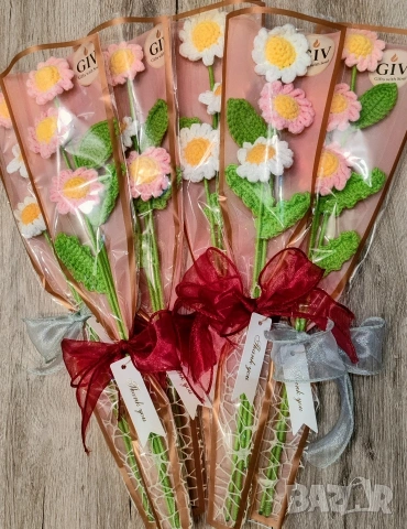 ръчно плетени букети с цветя за подарък , снимка 2 - Декорация за дома - 54090406
