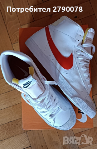 Кецове на Nike Blazer Mid, снимка 2 - Кецове - 44926367