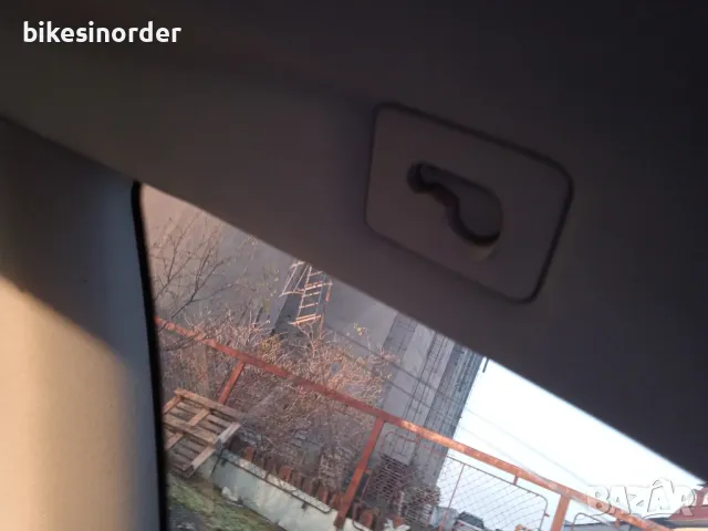 Разделителна щора между купето и багажното на Audi A6 комби , снимка 7 - Аксесоари и консумативи - 48021842