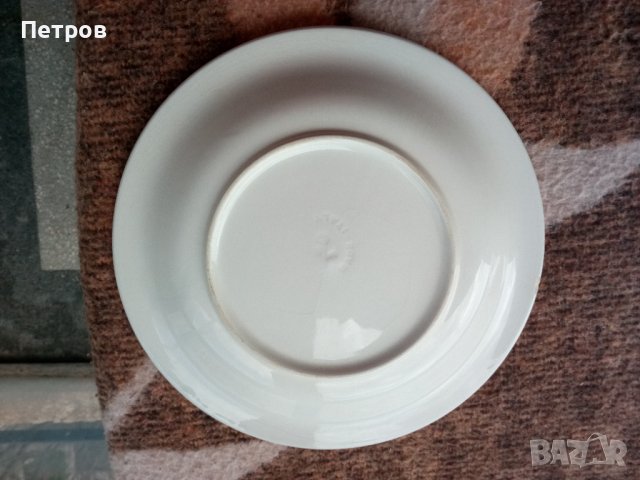 Продавам чинии за украса--  пица.Маркирани.Италия.Обявената цена е за всичките., снимка 7 - Чинии - 39559671