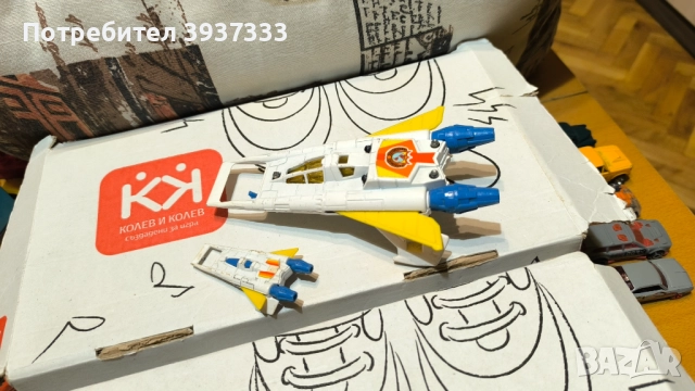 Два старфайтъра на английската фирма Корги к-кт., снимка 15 - Други ценни предмети - 52821580