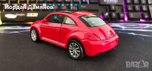 Фолксваген Бийтъл мащаб 1:34, снимка 4 - Колекции - 44335057