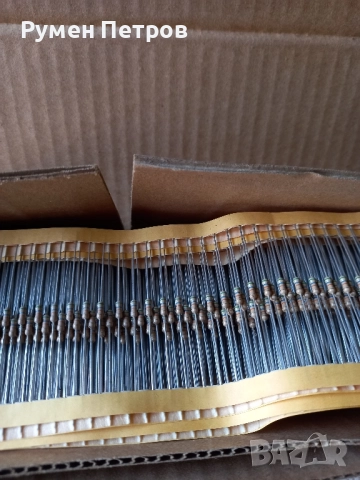 Carbon film resistor, снимка 3 - Друга електроника - 52068816