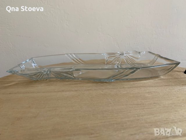 Комплект - 6 бр стъклени купички за ядки и 4 бр стъклени плата, снимка 11 - Други - 37762966